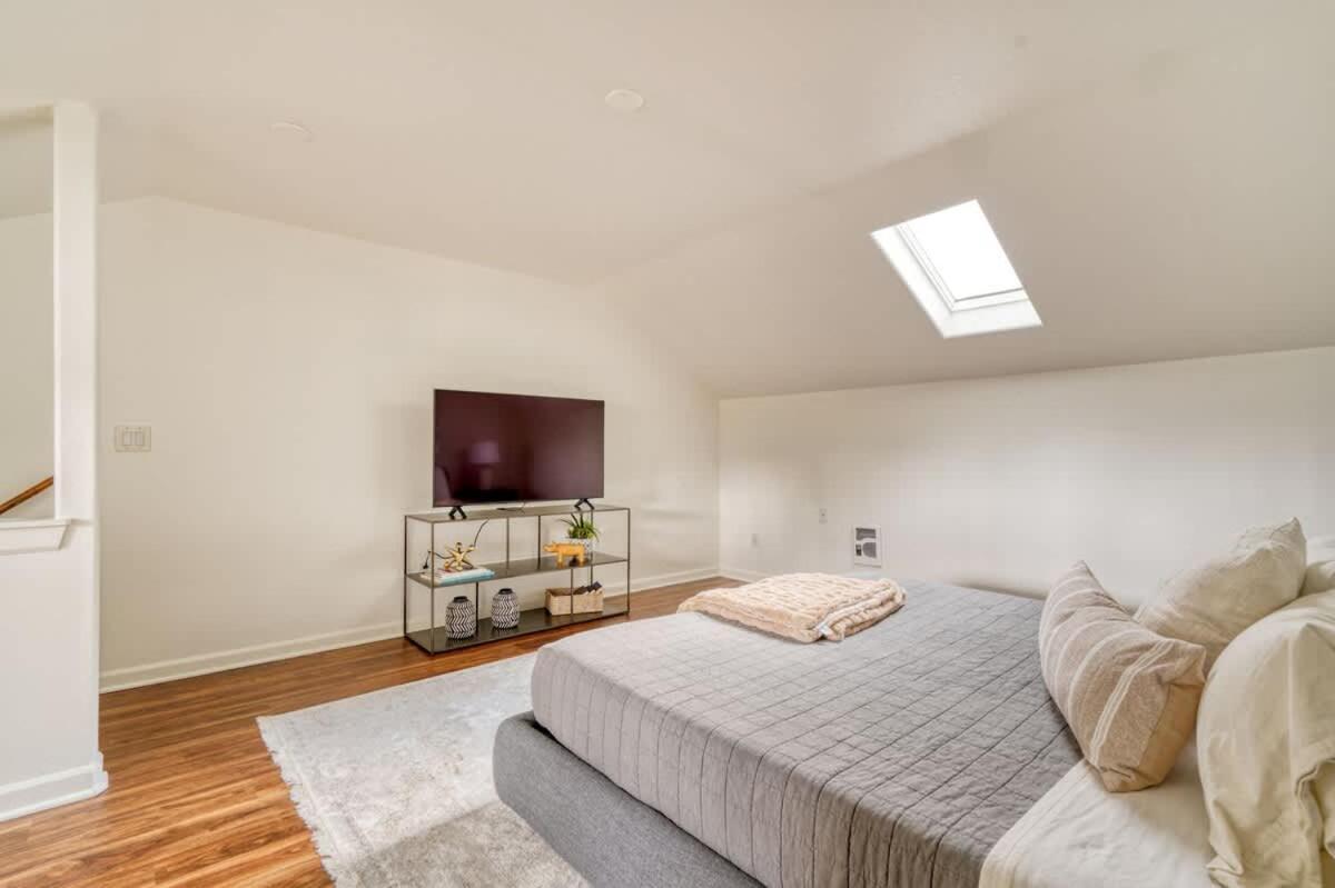 Stay Portland - Perfect Portland Farmhouse Loft - Breweries & Bars Extérieur photo