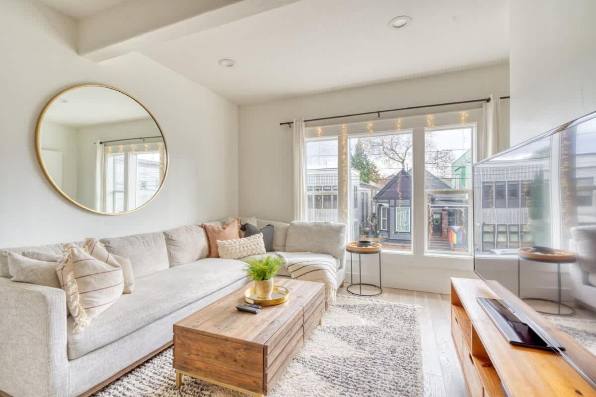 Stay Portland - Perfect Portland Farmhouse Loft - Breweries & Bars Extérieur photo